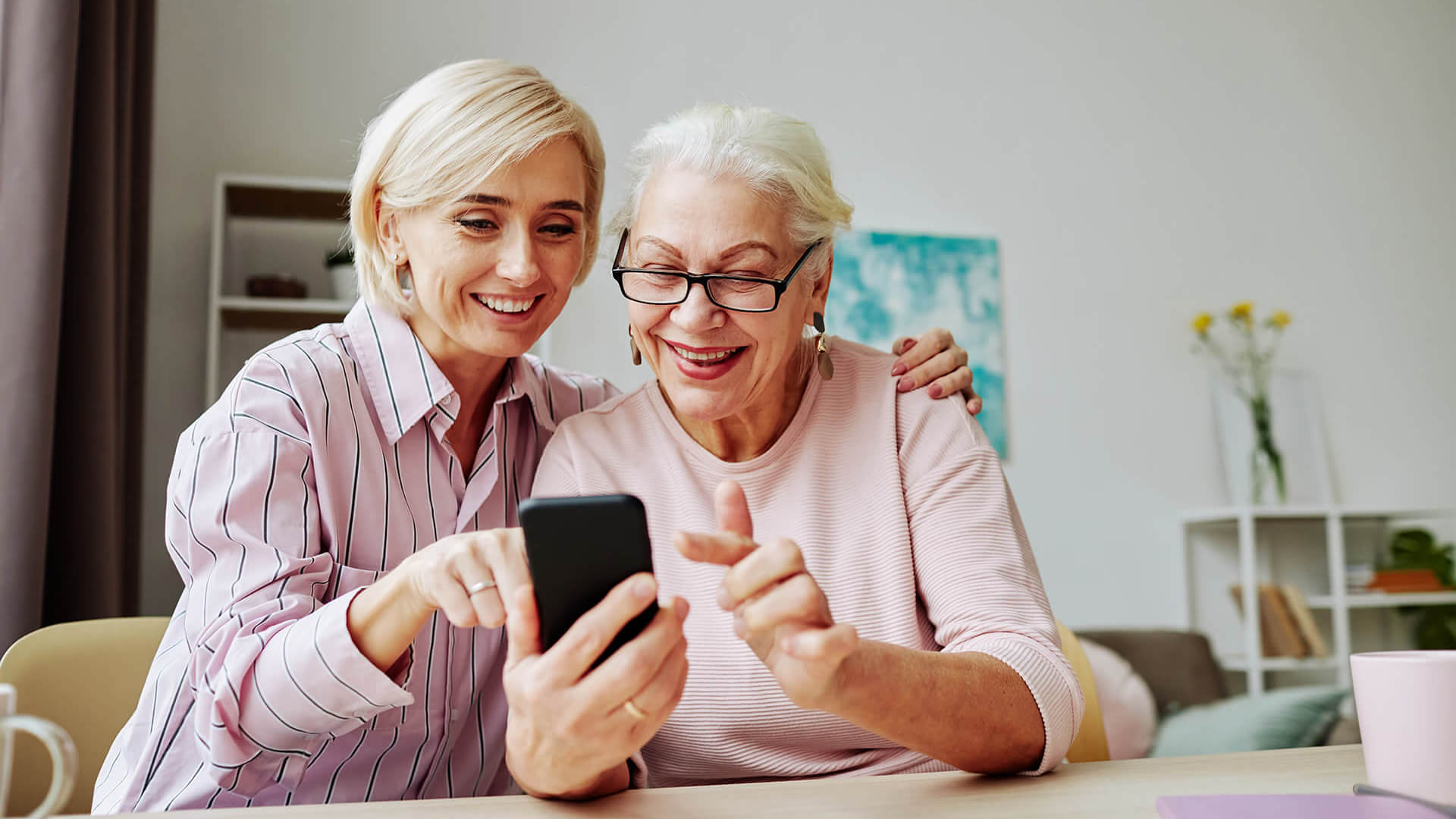 RAZ Memory Cell Phone background